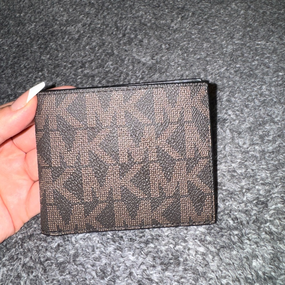 Michael Kors Signature Brown Card Holder